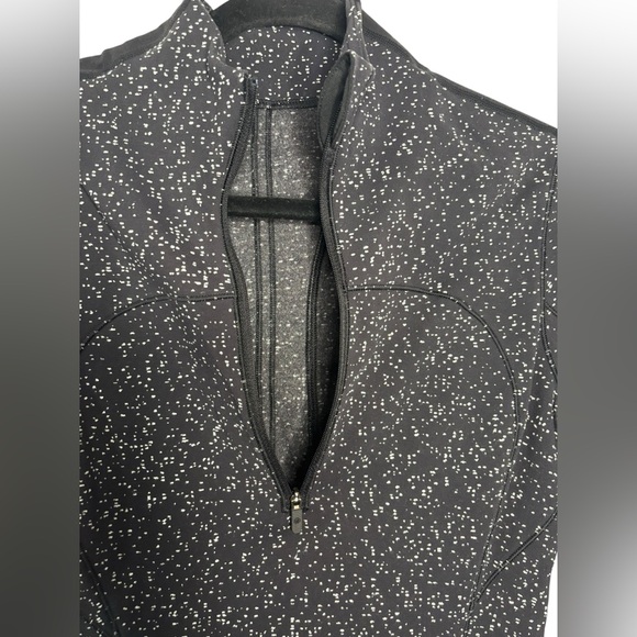 Lululemon Women’s Run Briskly 1/2 Zip Pocket Jacket Size 8 Style W3BVAS - Picture 6 of 11